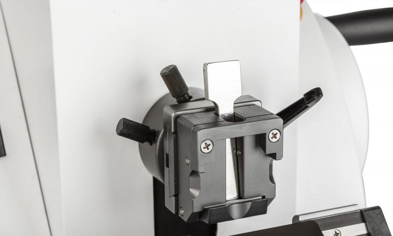 RF 1000 Specimen Clamp